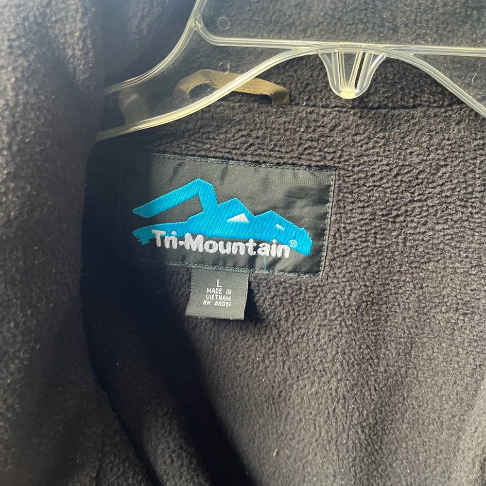 Men's Two-Tone Performance Jacket - image 3